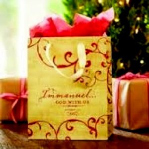 Christmas Gift Bag: Love Came Down Immanuel (Large)