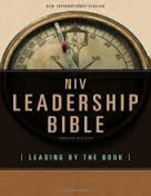 NIV Leadership Bible: Leading by The Book