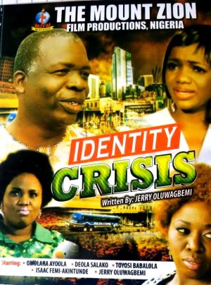 IDENTITY CRISIS (DVD)