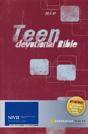 Teen Devotional Bible: Devotions for Teens, Written by Teens